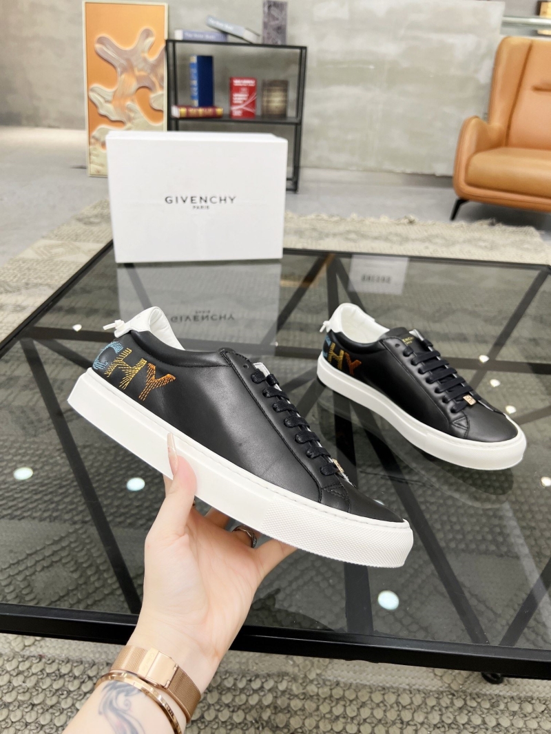 Givenchy Sneakers